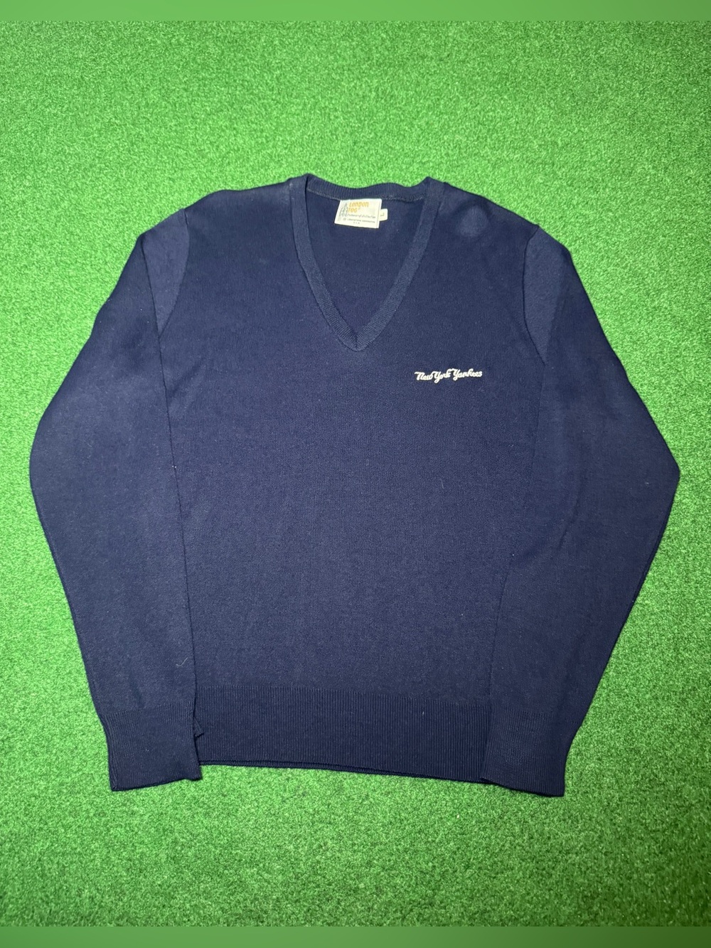 Yankees Vintage V Neck Sweater London Fog New York Baseball Large 80s 90s